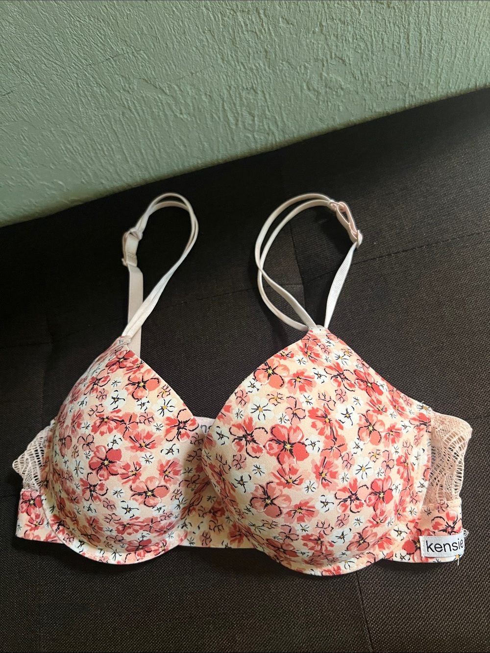 #2905**Kensie Floral Pink Bra